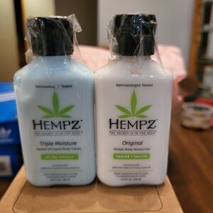 Hempz Travel Size Triple Moisture & Original Body Lotion 2.25 Oz LOT OF 2 New